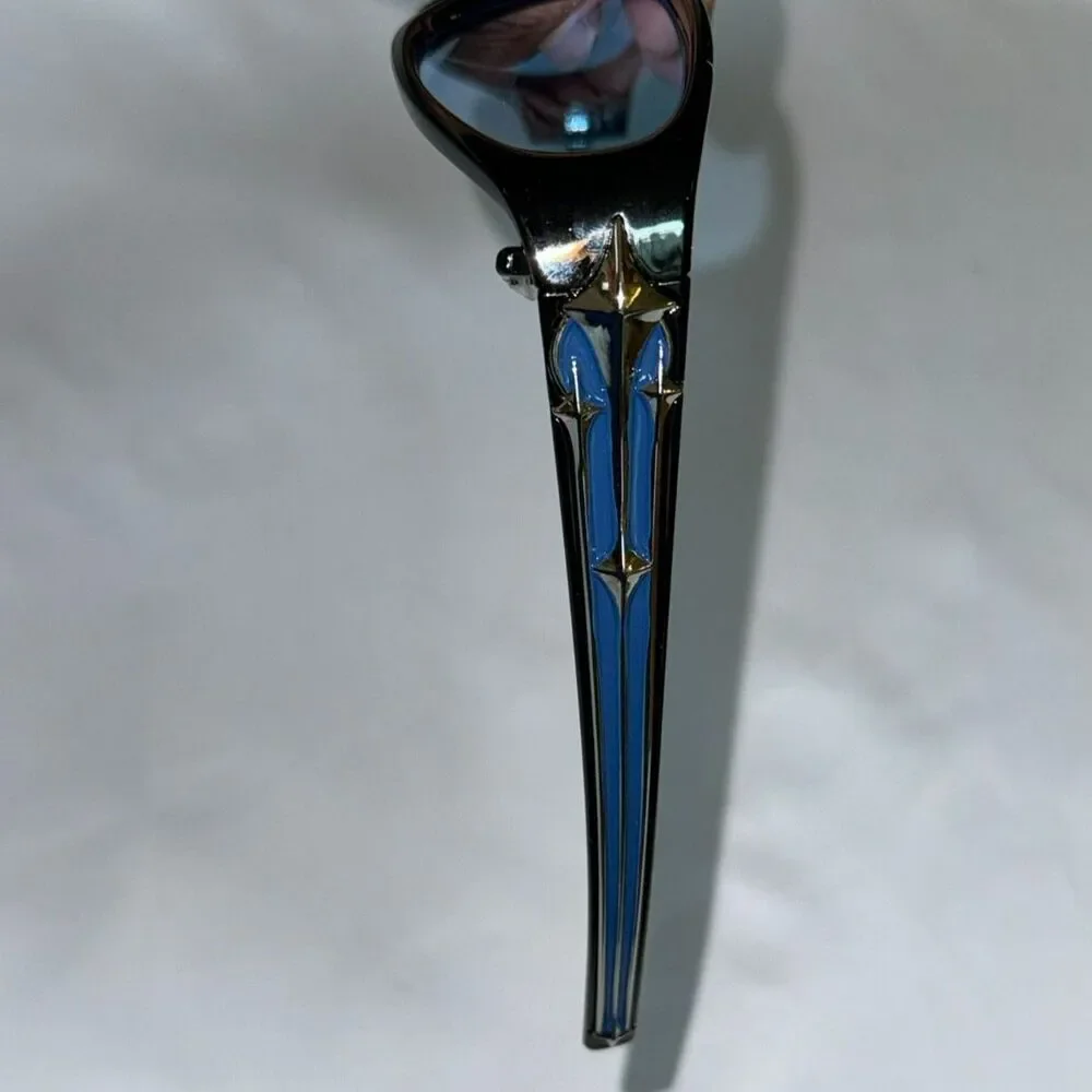 Retro Y2K-Inspired Wrap Around Blue Sunglasses - Unisex
